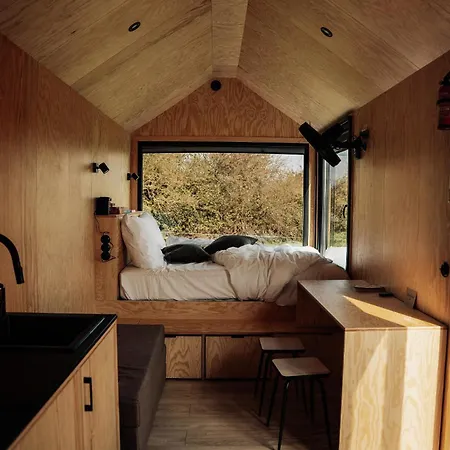 Fonneuve Les Crins - Parcel Tiny House - Tiny House Entouree Par Les Chevaux A 45mn De Toulouse Mae-5113 *