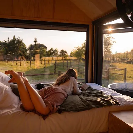 Fonneuve Les Crins - Parcel Tiny House - Tiny House Entouree Par Les Chevaux A 45mn De Toulouse Mae-5113 Chata
